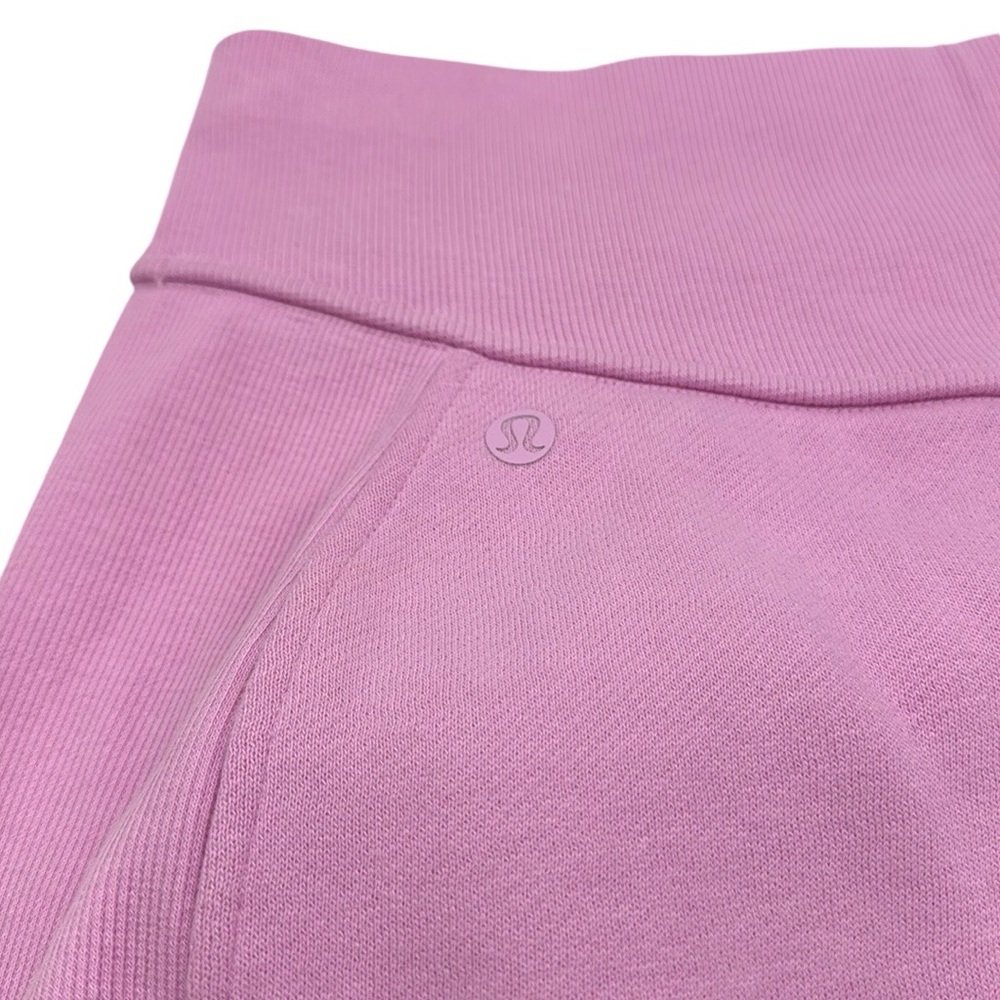 Lululemon Scuba HR Mini Skirt Size Medium - Picture 5 of 11